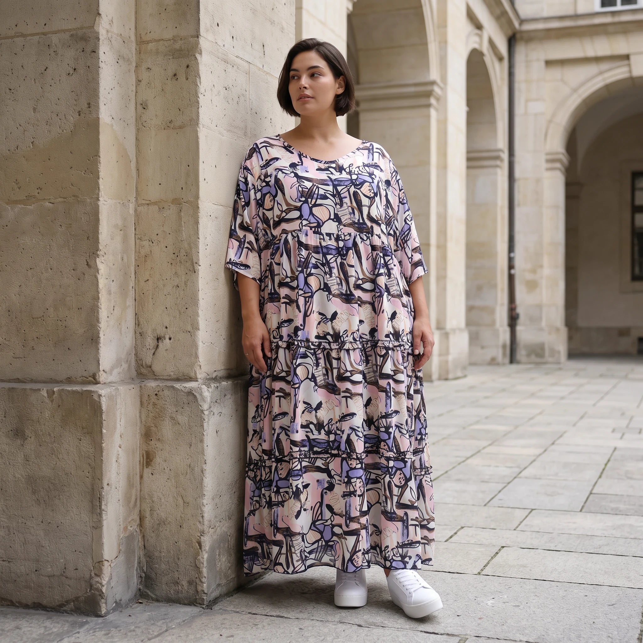 Sommerliches Ballonkleid aus Viskose Popeline in zartem Rosa mit gerüschtem Volant am Saum