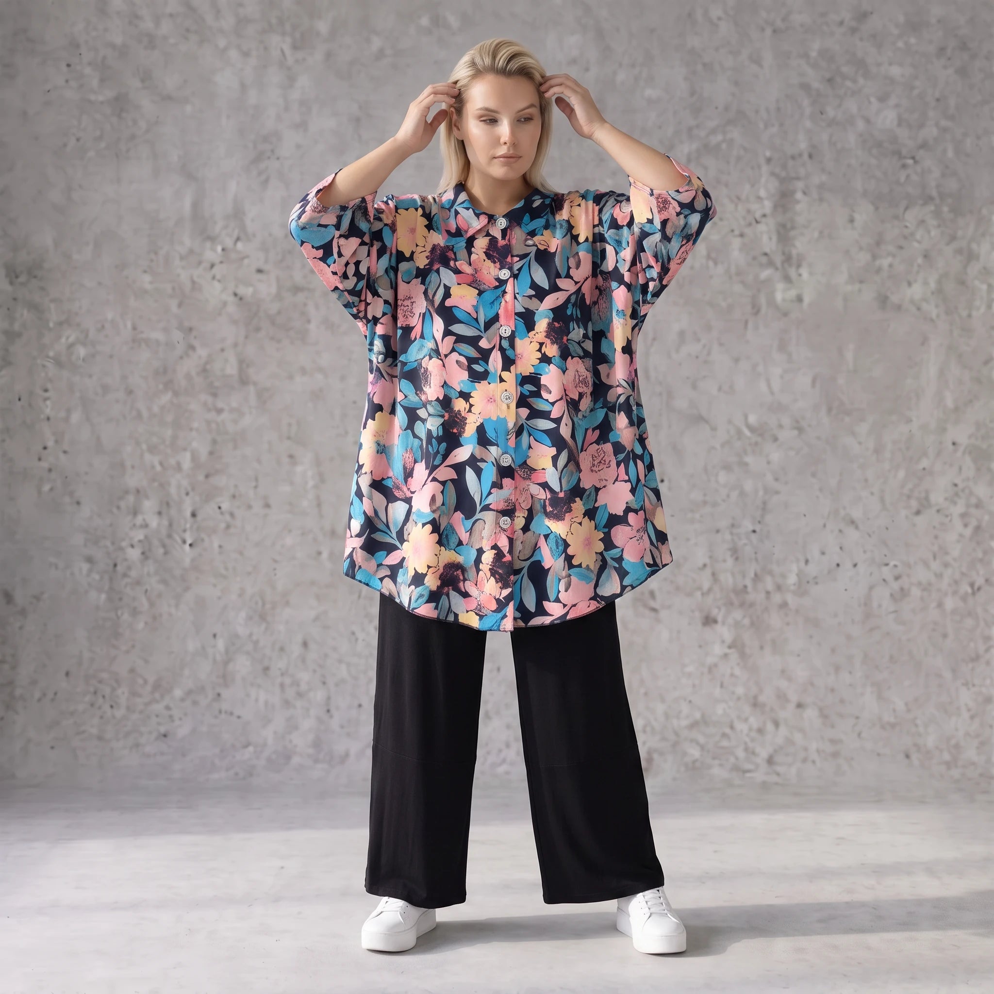 Feminine Bluse in luftiger Leinenoptik mit Hemdkragen und Dreiviertelarm in zartem Rosa