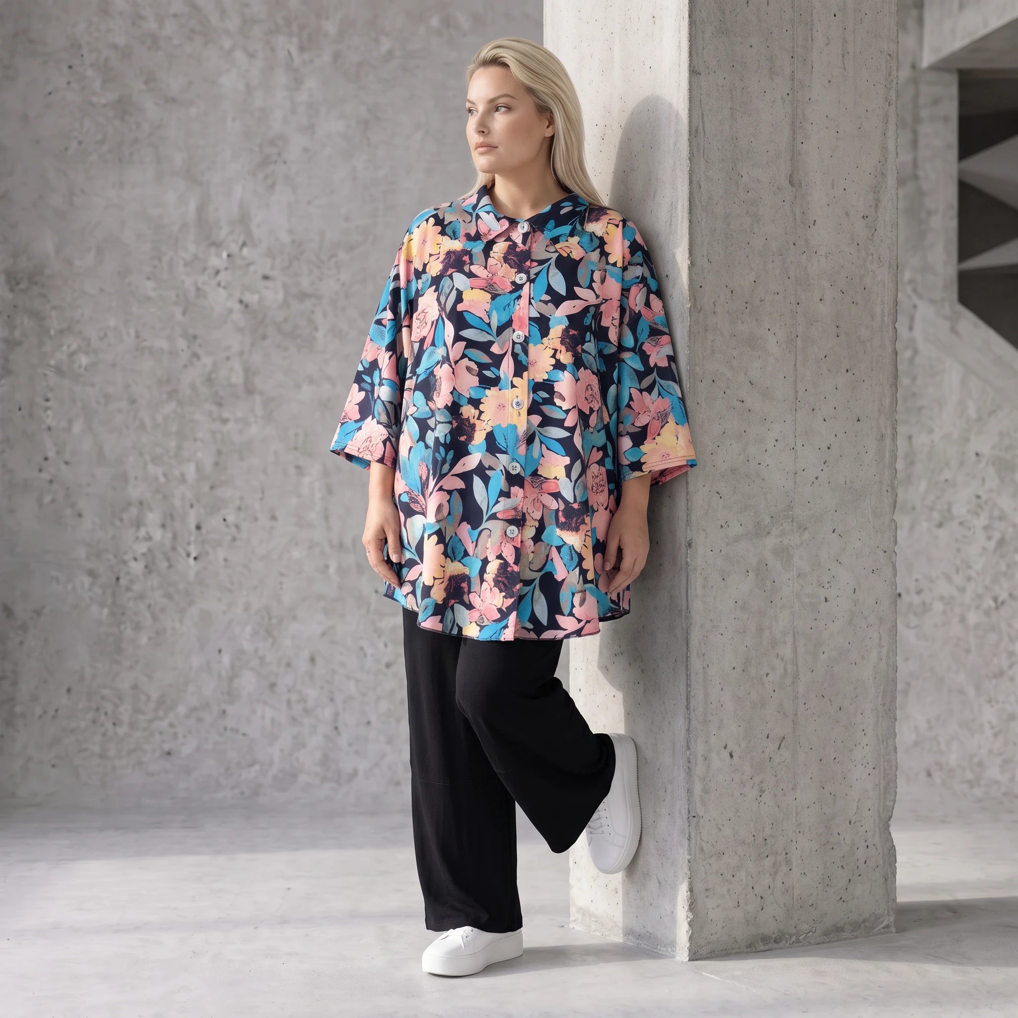 Feminine Bluse in luftiger Leinenoptik mit Hemdkragen und Dreiviertelarm in zartem Rosa