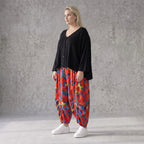 Leichte Ballonhose in Mohnrot mit elastischem Bund und Raffung für den lässigen Sommerlook