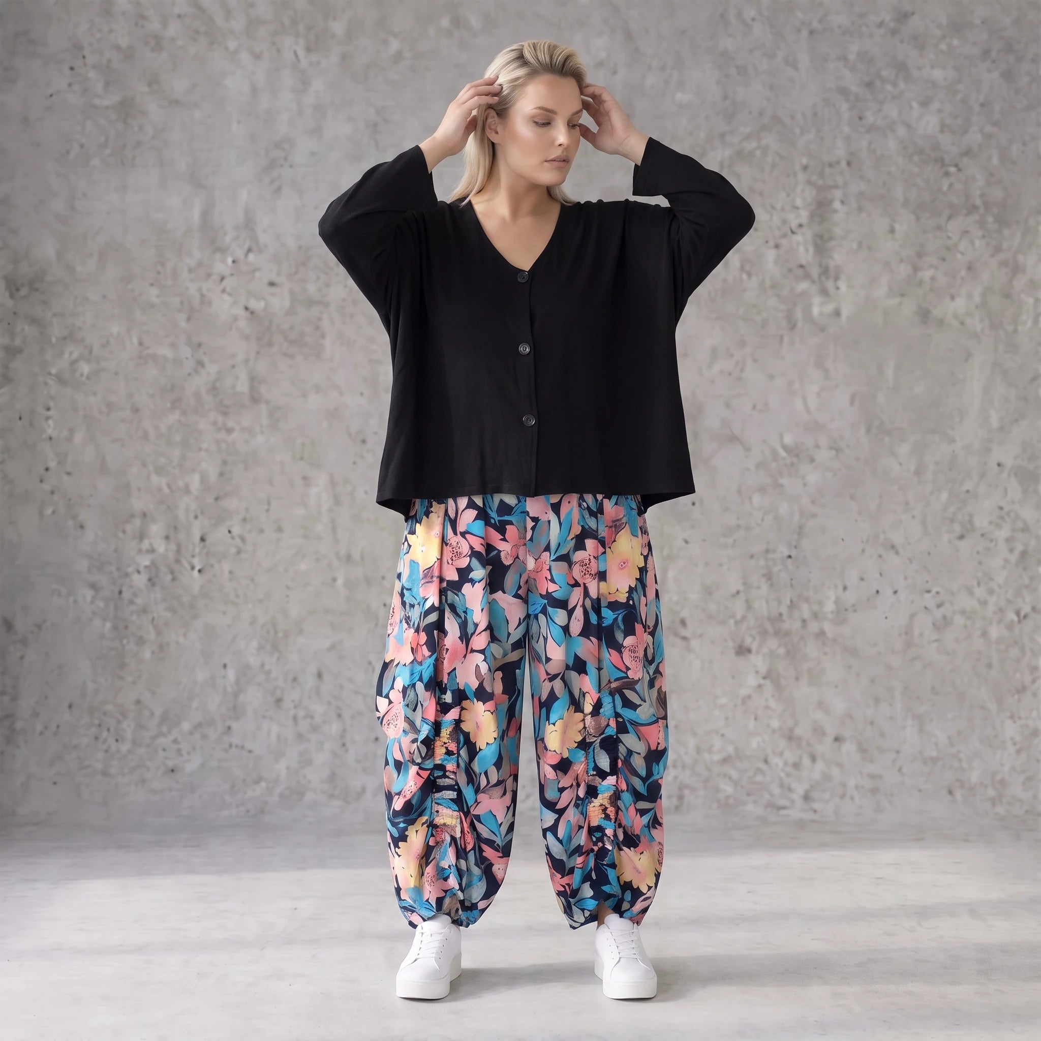 Luftige Ballonhose in Leinenoptik mit elastischem Bund in Marineblau für sommerlichen Look