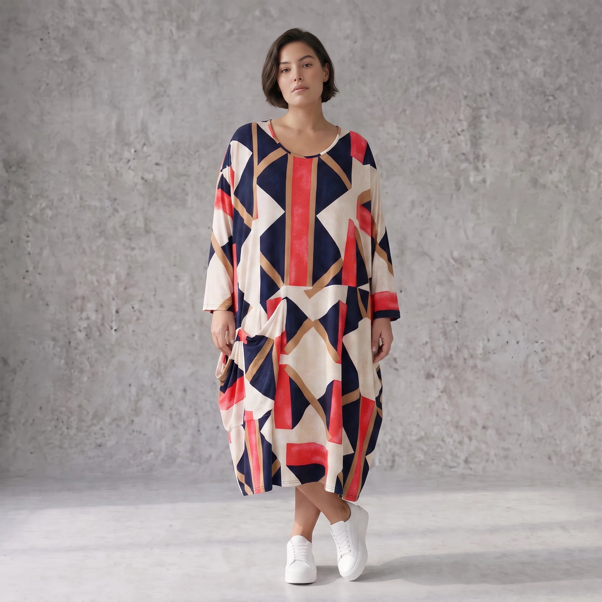 Ballonkleid aus Viskose Jersey in Marine und Rot mit 3/4-Arm Rundhals und Seitentaschen