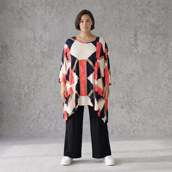 Fließendes Jersey Shirt in Marine und Rot mit zipfeligem Saum und seitlichen Schlitzen