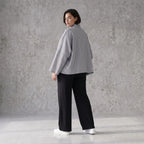 Bengaline Jacke in Grau Weiß mit kastigem Schnitt Stehkragen und 3/4-Arm für jede Saison
