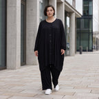 Elegante Jersey Jacke in Schwarz mit schmeichelhafter Silhouette und praktischen Taschen