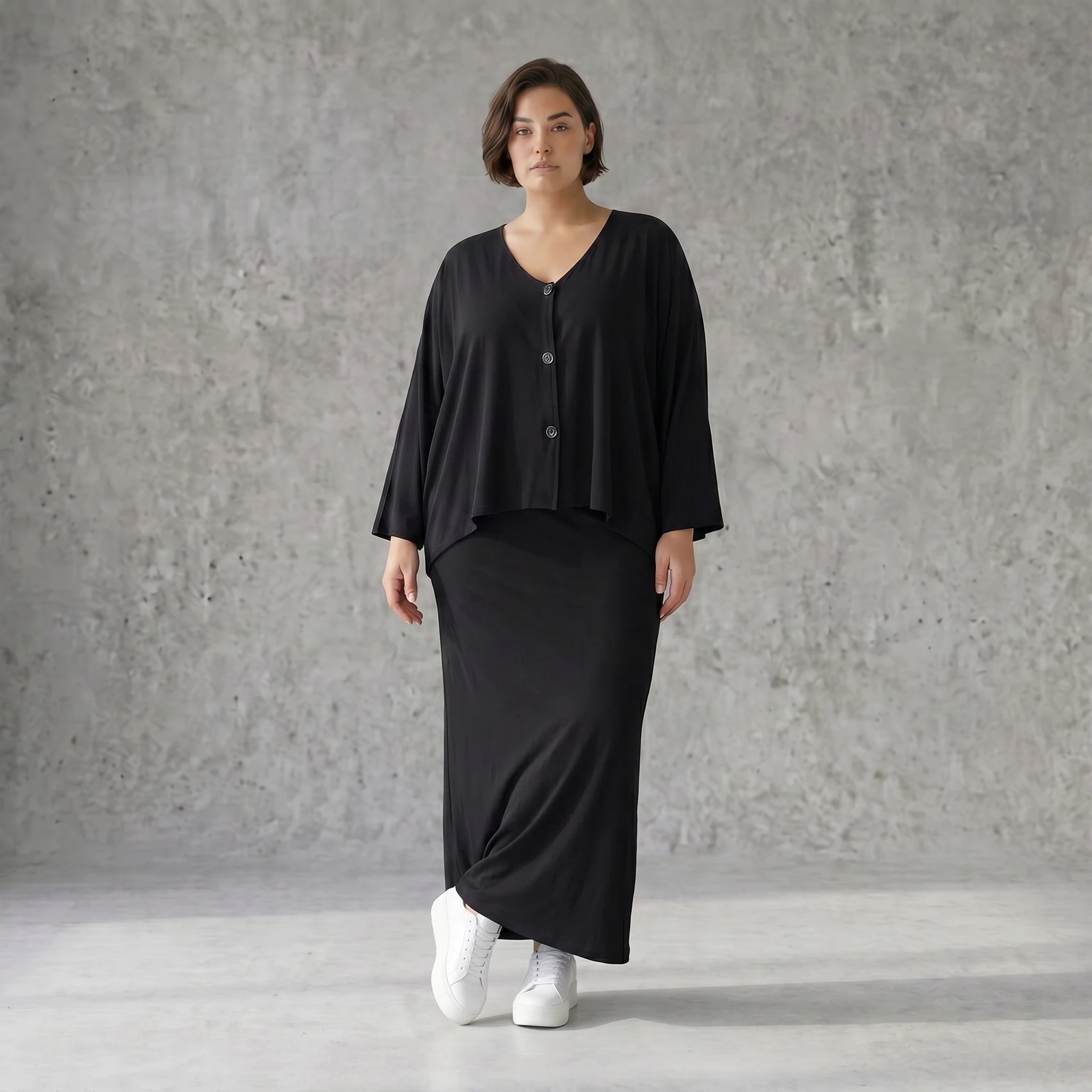Eleganter Maxirock aus Jersey in klassischem Schwarz mit Saumschlitz und elastischem Bund