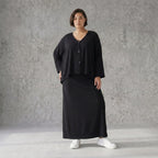 Eleganter Maxirock aus Jersey in klassischem Schwarz mit Saumschlitz und elastischem Bund