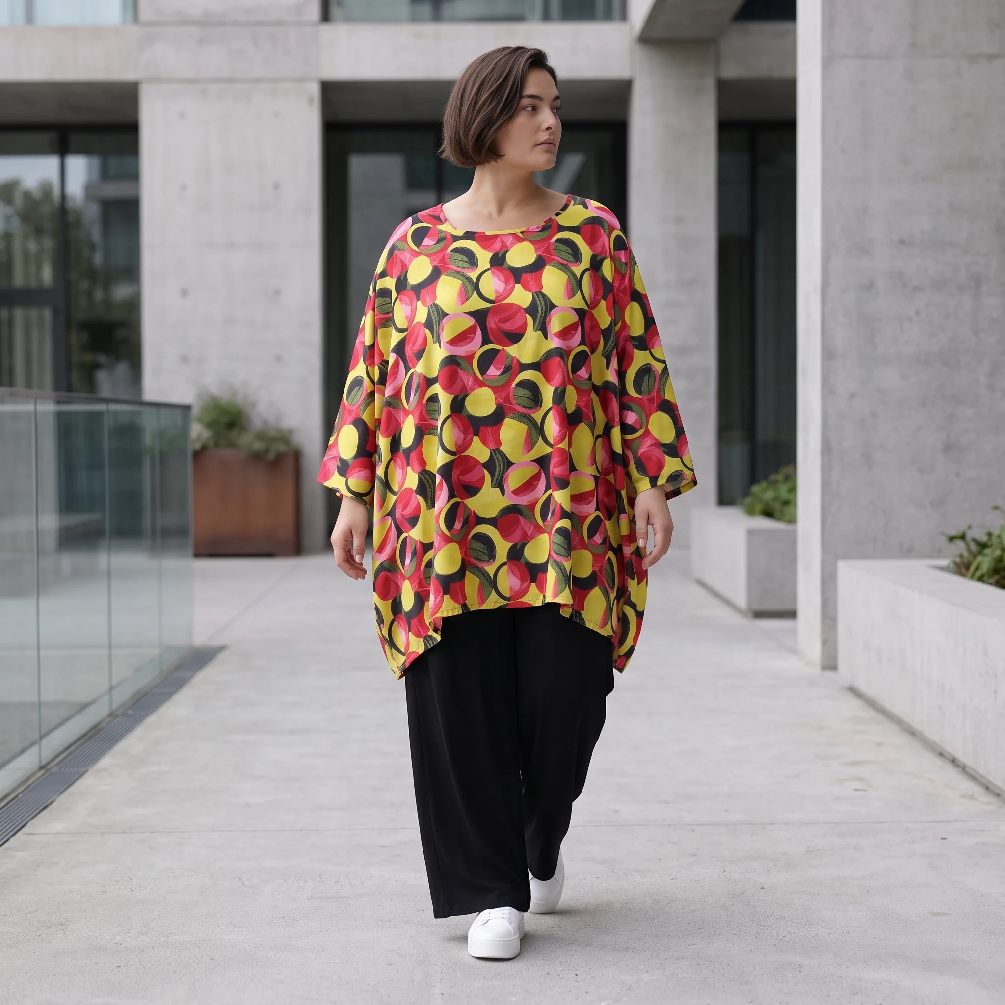 Fließendes Shirt mit 3/4-Arm und Rundhalsausschnitt aus edlem Popeline in Gelb und Fuchsia
