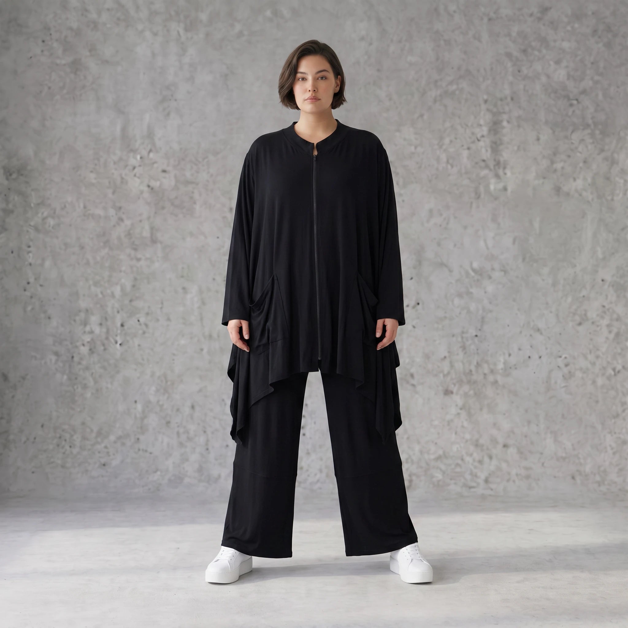 Elegante Jerseyjacke in Schwarz mit Stehkragen sowie Reißverschluss für alle Jahreszeiten