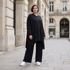 Elegante Jerseyjacke in Schwarz mit Stehkragen sowie Reißverschluss für alle Jahreszeiten