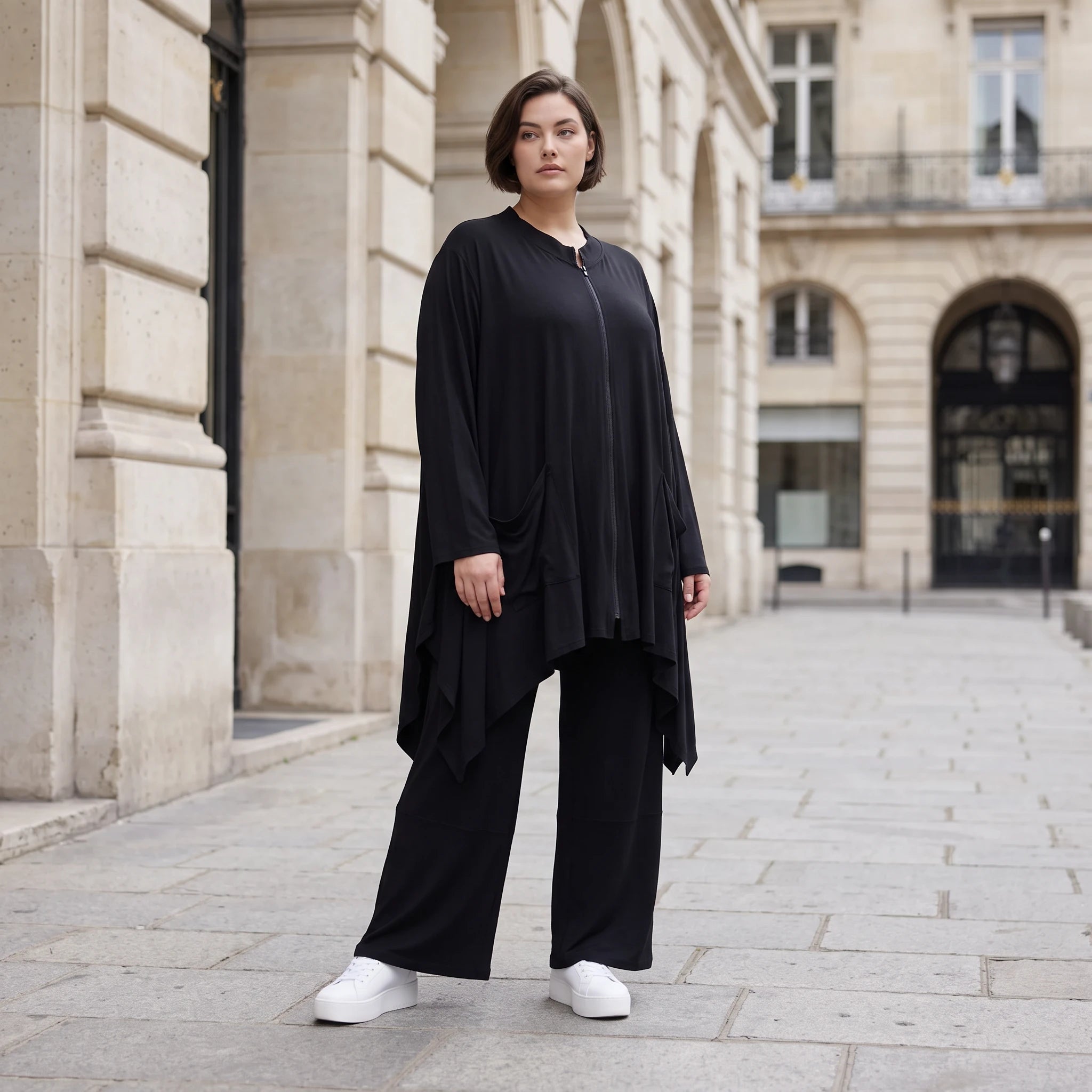 Elegante Jerseyjacke in Schwarz mit Stehkragen sowie Reißverschluss für alle Jahreszeiten