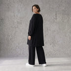 Elegante schwarze Jacke aus weichem Viskosejersey mit schmeichelndem Schnitt Knopfleiste