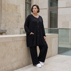 Elegante schwarze Jacke aus weichem Viskosejersey mit schmeichelndem Schnitt Knopfleiste