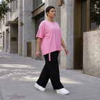 Kastiges Kurzarmshirt in strahlendem Neonpink aus weichem Stretchjersey mit Ösenbanddetail
