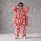 Damen Shirt Avantgarde Baumwolle Rose/Rot, kastiger Schnitt, Kurzarm, V-Ausschnitt, Oversize große Größen – AKH Fashion