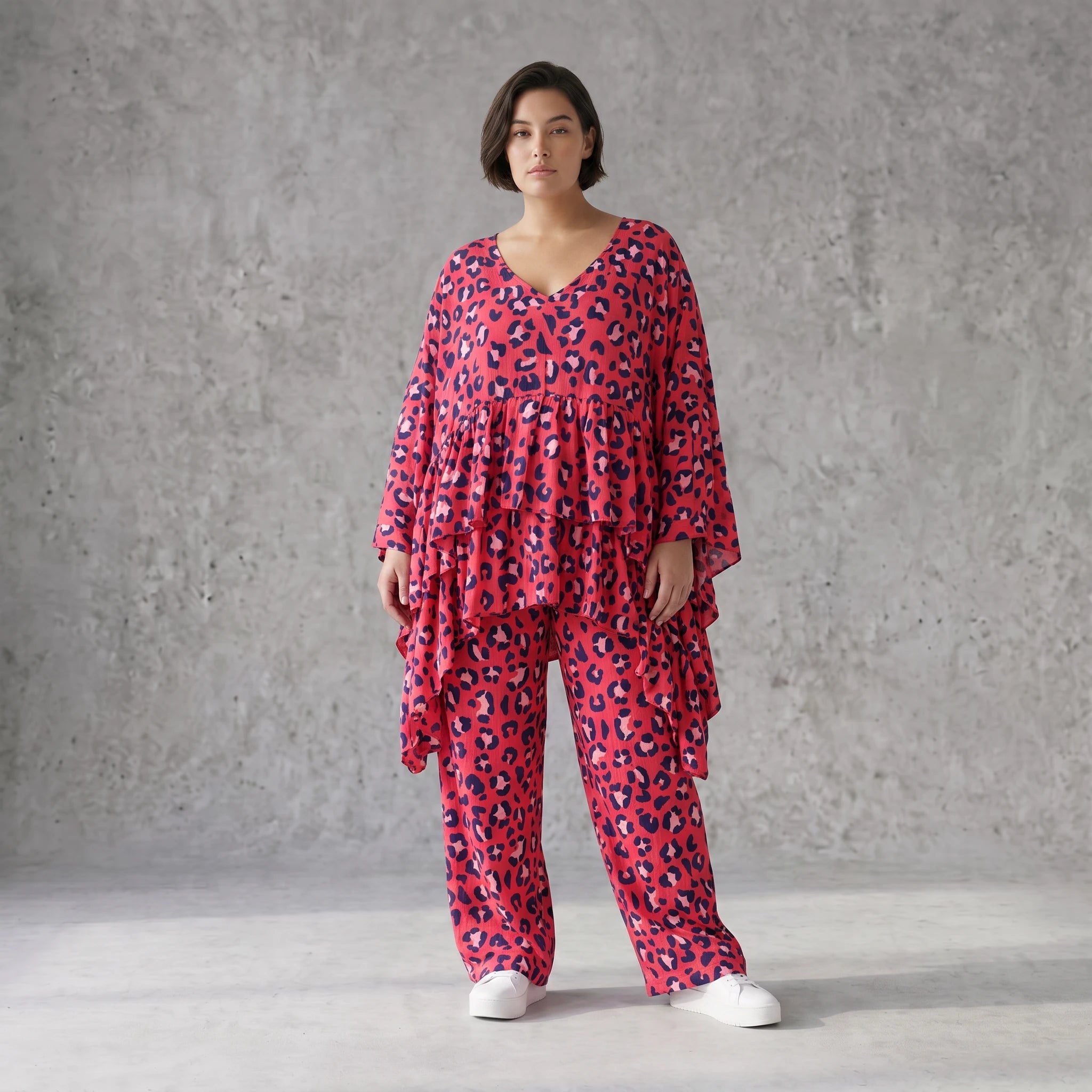 Damen Shirt Avantgarde Baumwolle Fuchsia/Marine, kastiger Schnitt, Kurzarm, V-Ausschnitt, Oversize große Größen – AKH Fashion