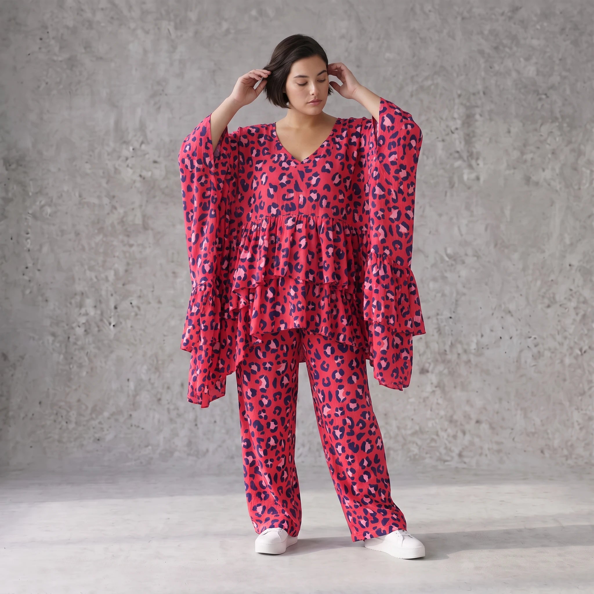 Damen Shirt Avantgarde Baumwolle Fuchsia/Marine, kastiger Schnitt, Kurzarm, V-Ausschnitt, Oversize große Größen – AKH Fashion