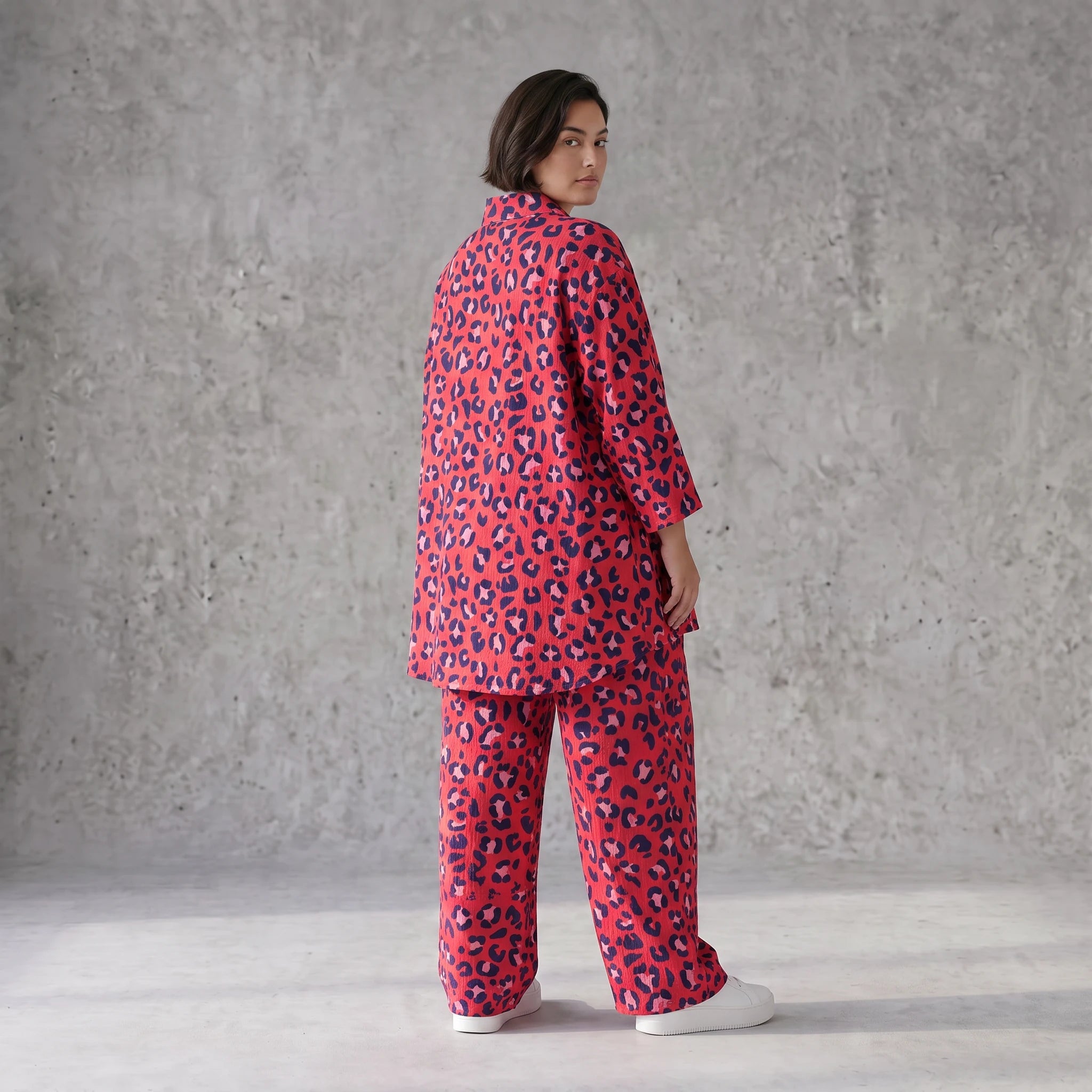 Damen Bluse Avantgarde Baumwolle Fuchsia/Marine, gerader Schnitt, 3/4-Arm, Knopfleiste, Oversize große Größen – AKH Fashion
