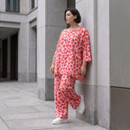 Damen Hose Avantgarde Baumwolle Rose/Rot, gerader Schnitt, Elastikbund, Oversize große Größen – AKH Fashion