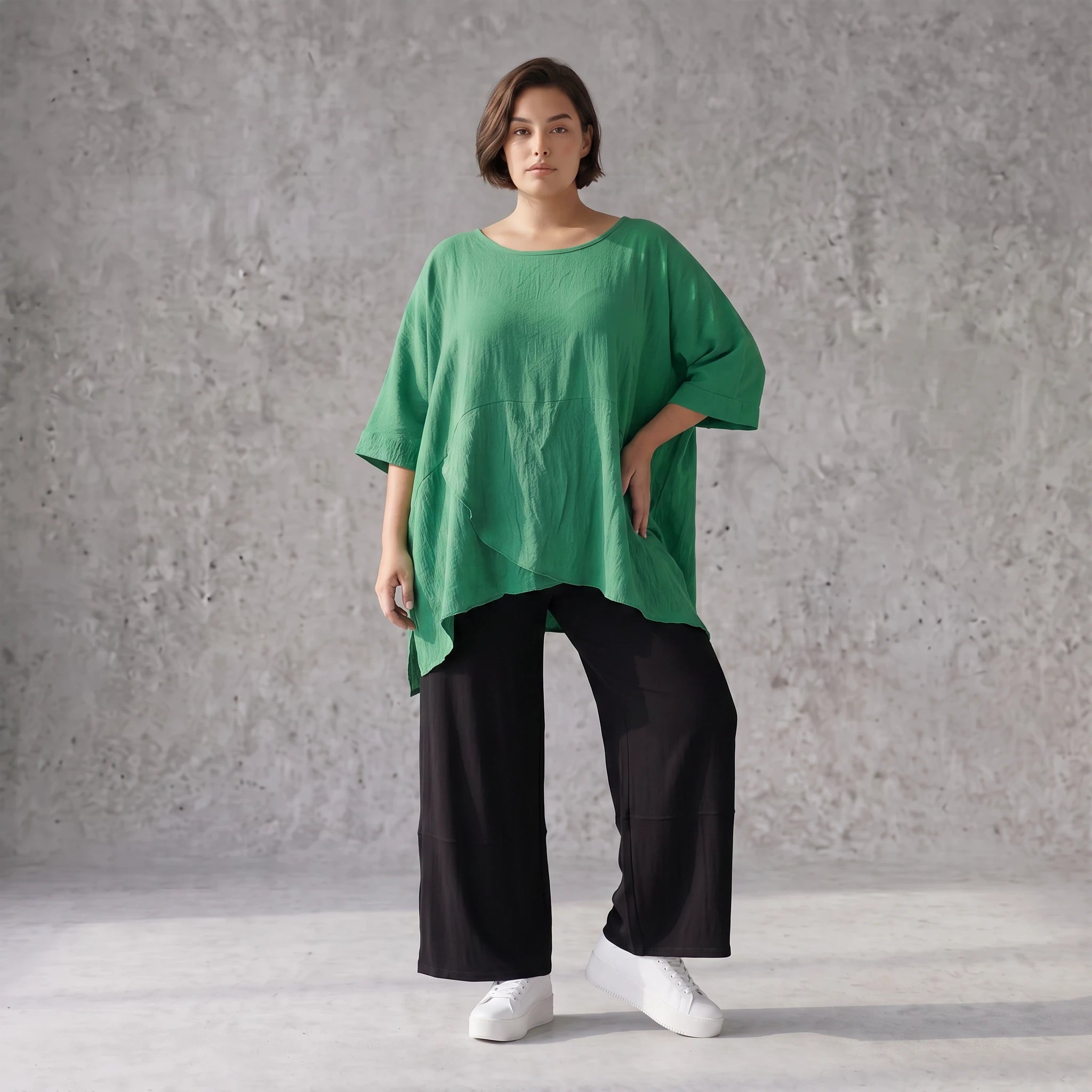 Damen Shirt Avantgarde Viskose Grün, kastiger Schnitt, Kurzarm, Oversize große Größen – AKH Fashion