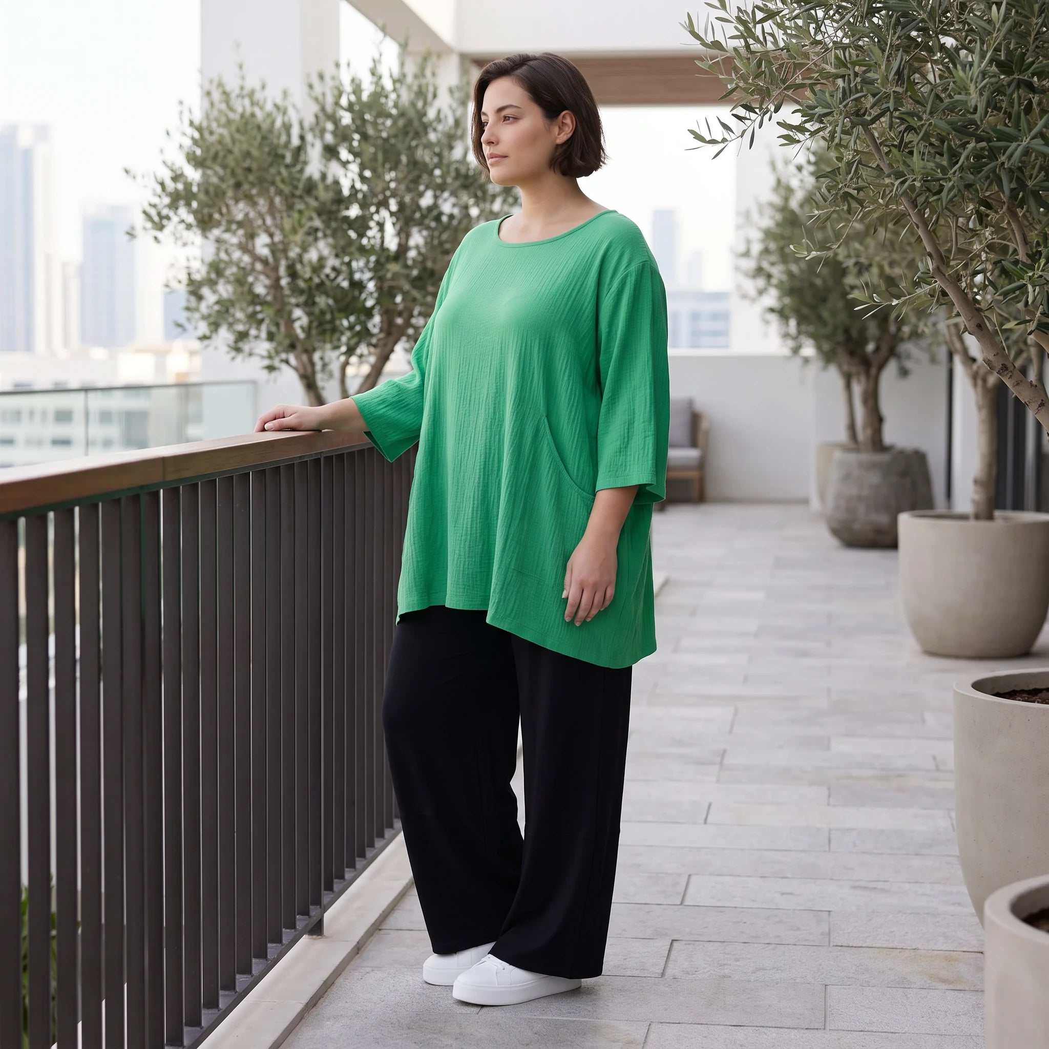 Damen Shirt Avantgarde Viskose Grün, A-Linie, Seitentaschen, Oversize große Größen – AKH Fashion