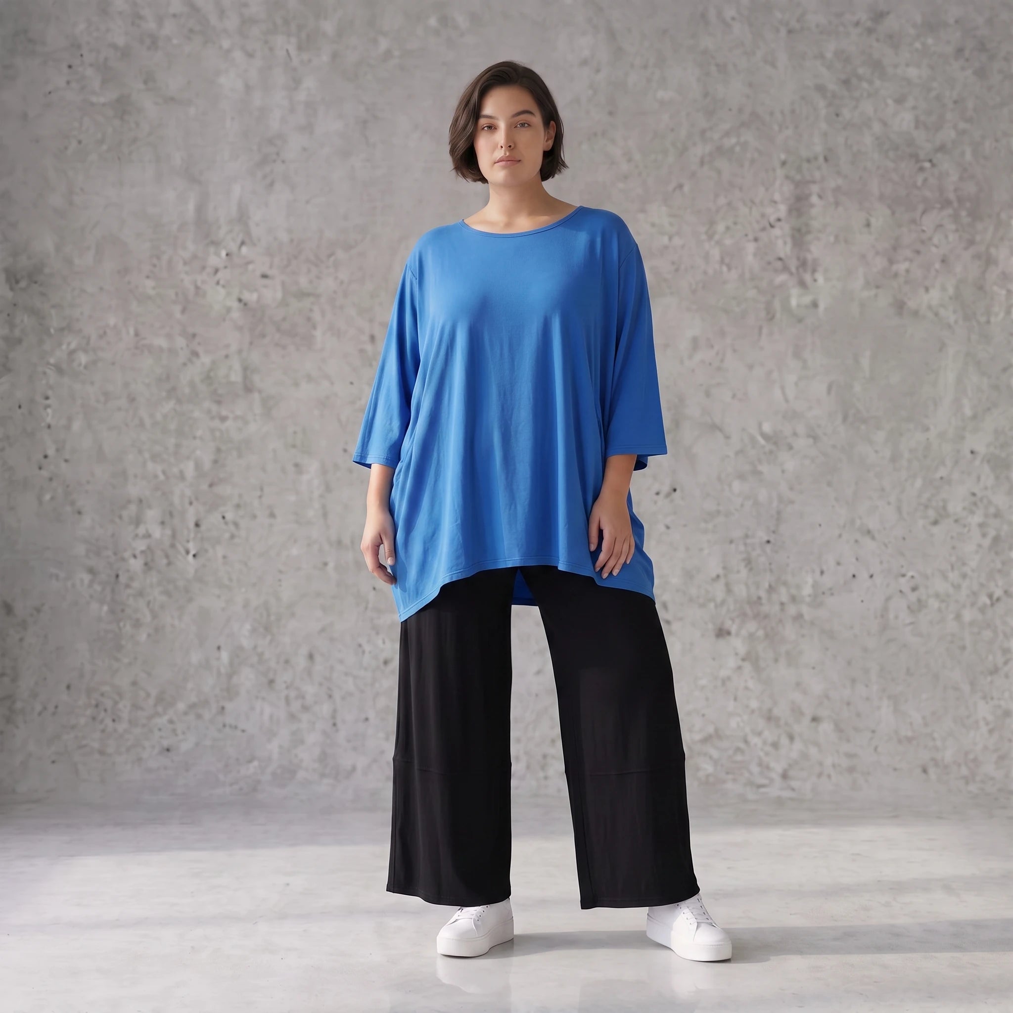 Damen Shirt Avantgarde Viskose Royalblau, A-Linie, 3/4-Arm, Seitentaschen, Oversize große Größen – AKH Fashion