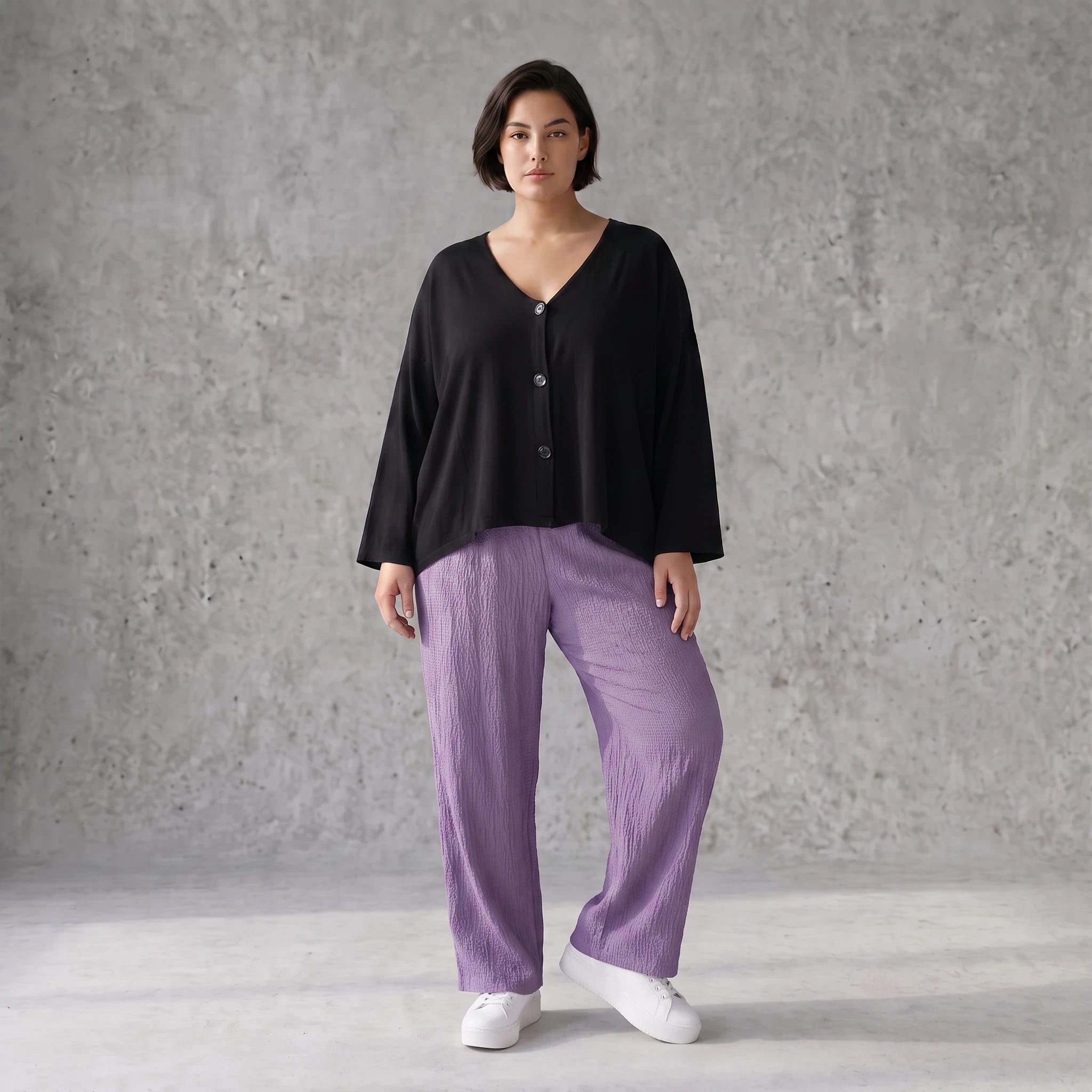 Damen Hose Avantgarde Viskose Lila, gerader Schnitt, Flügeltaschen, Oversize große Größen – AKH Fashion