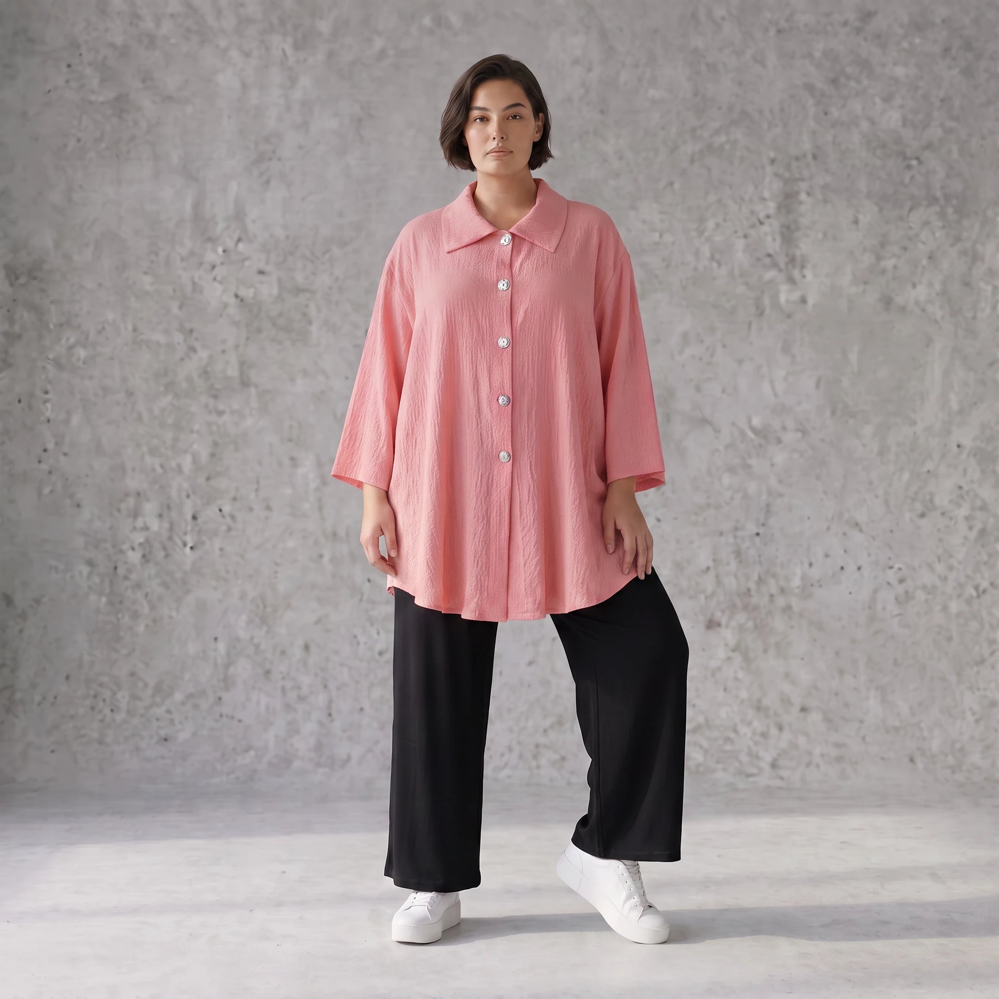 Damen Bluse Avantgarde Viskose Rosa, gerundet, 3/4-Arm, Knopfleiste, Oversize große Größen – AKH Fashion
