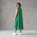 Damen Kleid Avantgarde Viskose Grün, Ballonschnitt, ärmellos, Flügeltaschen, Oversize große Größen – AKH Fashion