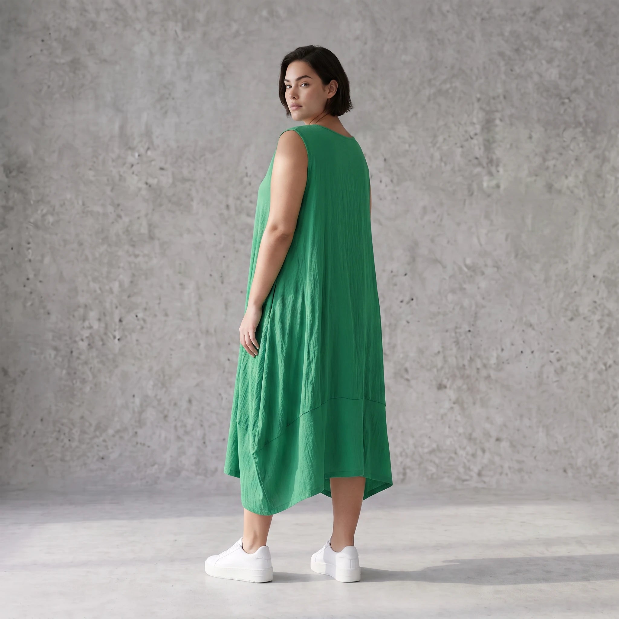 Damen Kleid Avantgarde Viskose Grün, Ballonschnitt, ärmellos, Flügeltaschen, Oversize große Größen – AKH Fashion