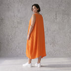 Damen Kleid Avantgarde Viskose Orange, Ballonschnitt, ärmellos, Flügeltaschen, Oversize große Größen – AKH Fashion