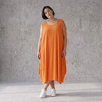 Damen Kleid Avantgarde Viskose Orange, Ballonschnitt, ärmellos, Flügeltaschen, Oversize große Größen – AKH Fashion