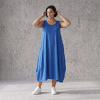 Damen Kleid Avantgarde Viskose Royalblau, Ballonschnitt, ärmellos, Flügeltaschen, Oversize große Größen – AKH Fashion