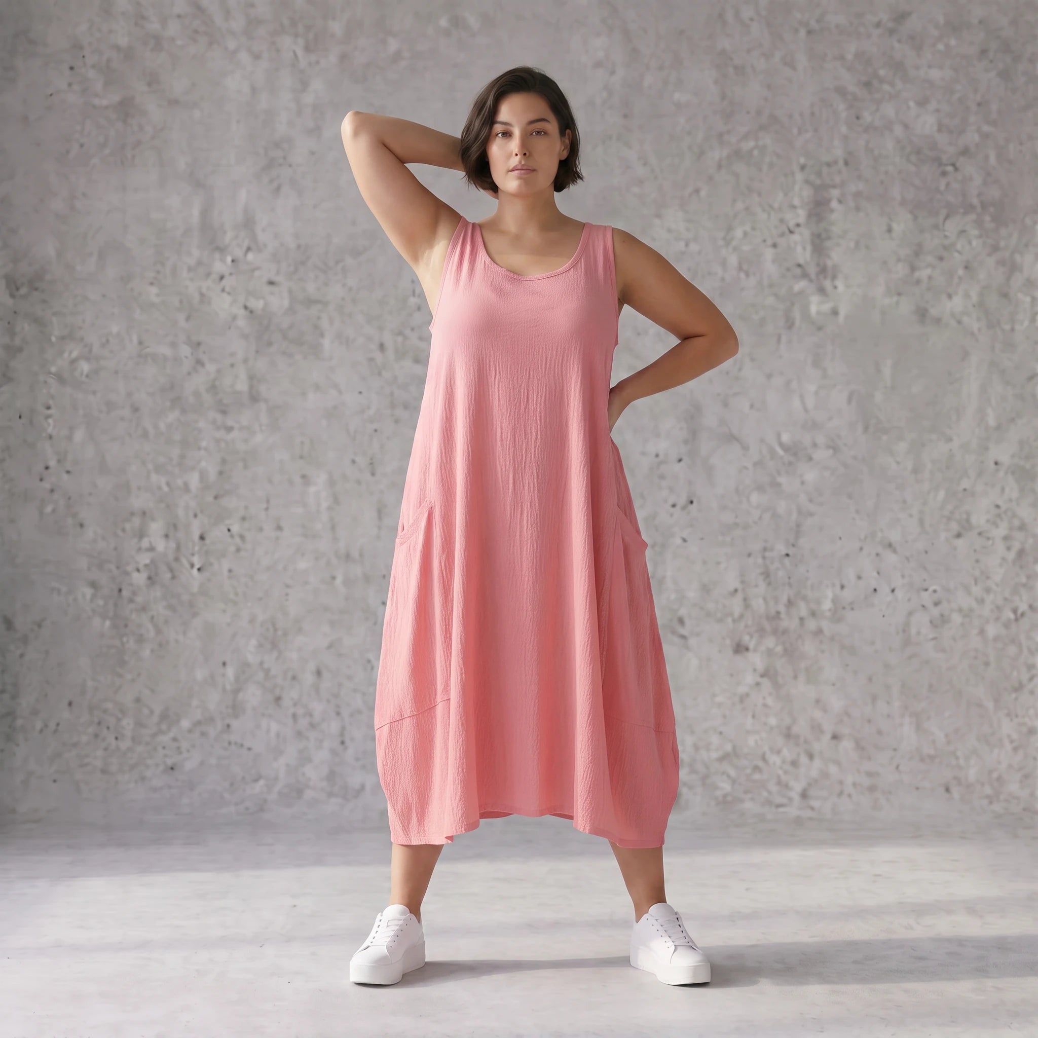 Damen Kleid Avantgarde Viskose Rosa, Ballonschnitt, ärmellos, Oversize große Größen – AKH Fashion