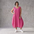 Damen Kleid Avantgarde Viskose Fuchsia, Ballonschnitt, ärmellos, Flügeltaschen, Oversize große Größen – AKH Fashion