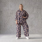 Damen Bluse Avantgarde Viskose Marine/Rose, Knopfverschluss, Oversize große Größen – AKH Fashion