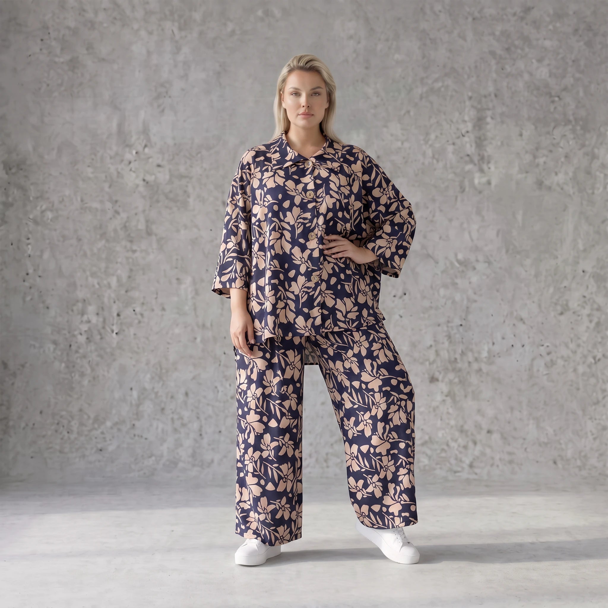 Damen Bluse Avantgarde Viskose Marine/Rose, Knopfverschluss, Oversize große Größen – AKH Fashion