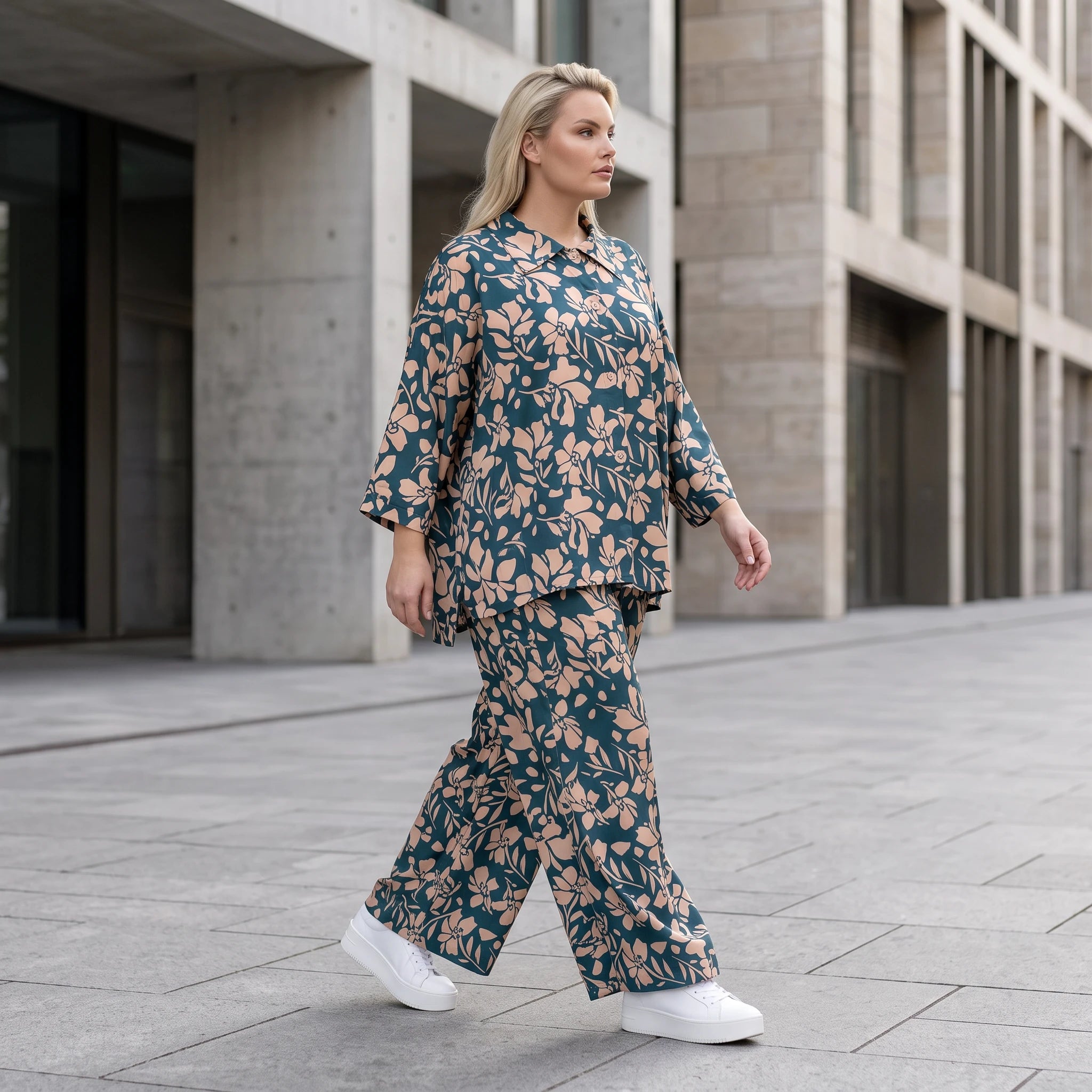 Damen Bluse Avantgarde Viskose Petrol/Rose, locker fallend, angeschnitten, Hemdkragen, Oversize große Größen – AKH Fashion