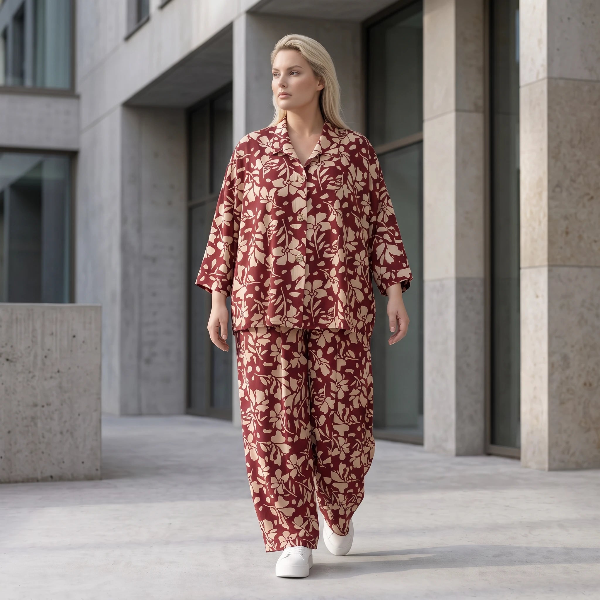 Damen Bluse Avantgarde Viskose Weinrot/Rose, fließend, angeschnitten, Knopfleiste, Oversize große Größen – AKH Fashion