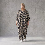 Damen Shirt Avantgarde Viskose Schwarz/Ecru, A-Linie, 3/4-Arm, Seitentaschen, Oversize große Größen – AKH Fashion