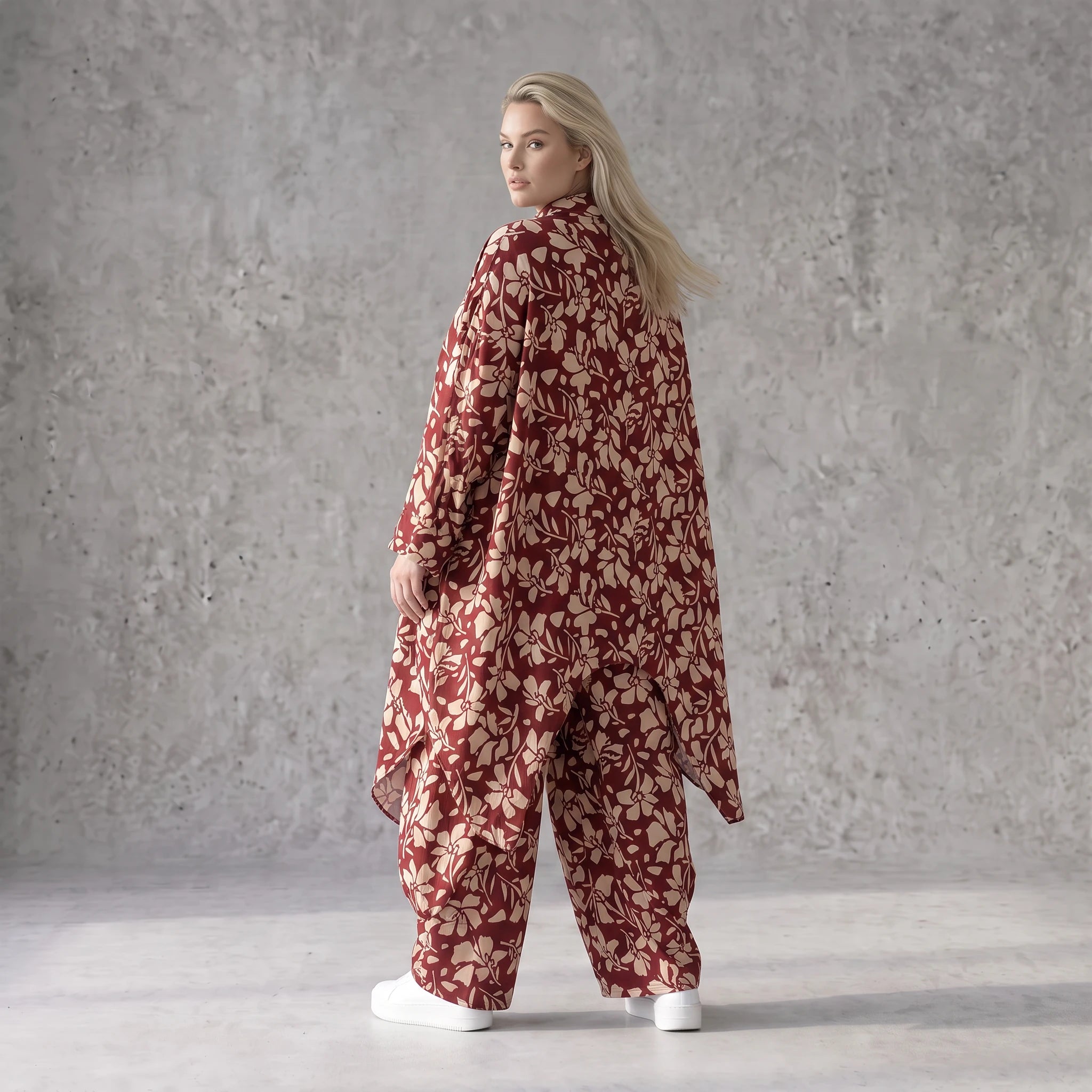 Damen Bluse Avantgarde Viskose Weinrot/Rose, fließend, Zipfelsaum, Oversize große Größen – AKH Fashion