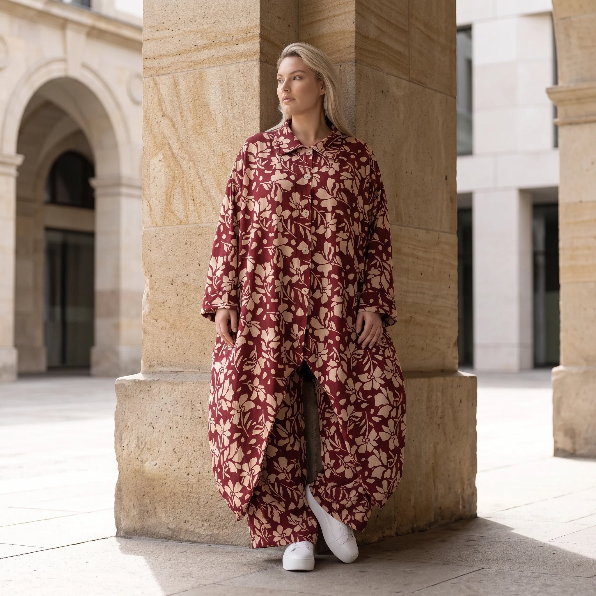 Damen Bluse Avantgarde Viskose Weinrot/Rose, fließend, Zipfelsaum, Oversize große Größen – AKH Fashion
