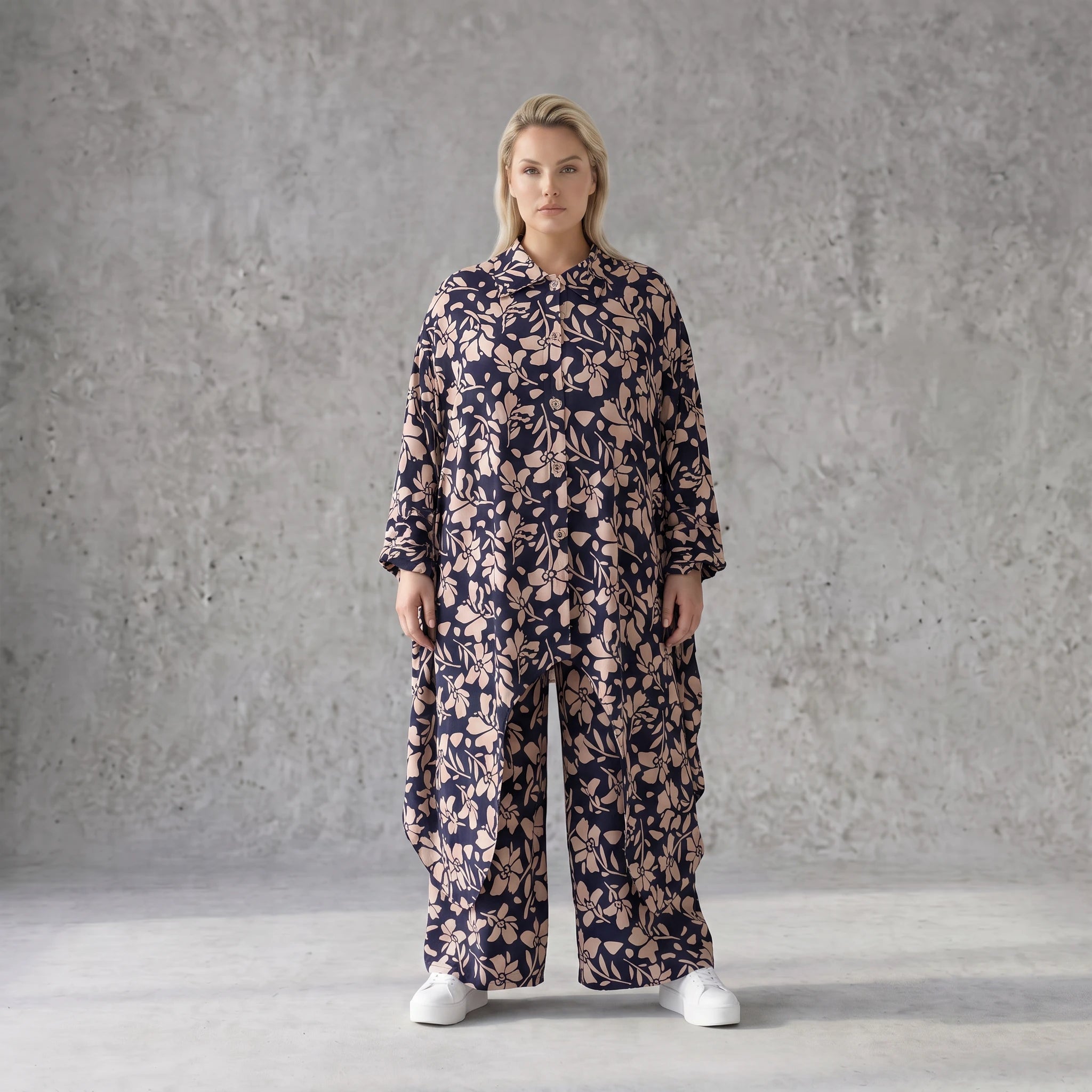Damen Bluse Avantgarde Viskose Marine/Rose, fließend, Zipfelsaum, Oversize große Größen – AKH Fashion