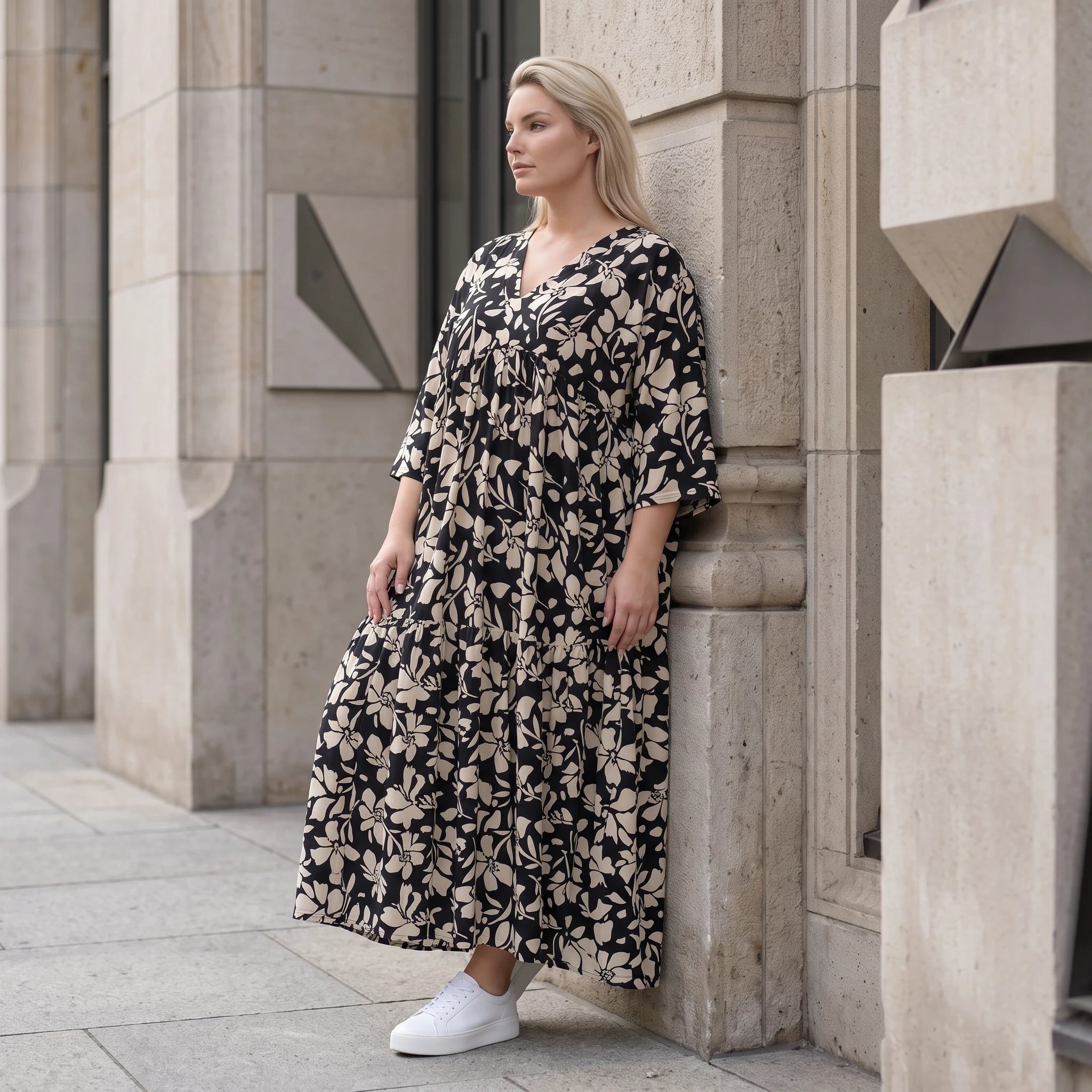 Damen Kleid Avantgarde Viskose Schwarz/Ecru, A-Linie, V-Ausschnitt, Oversize große Größen – AKH Fashion