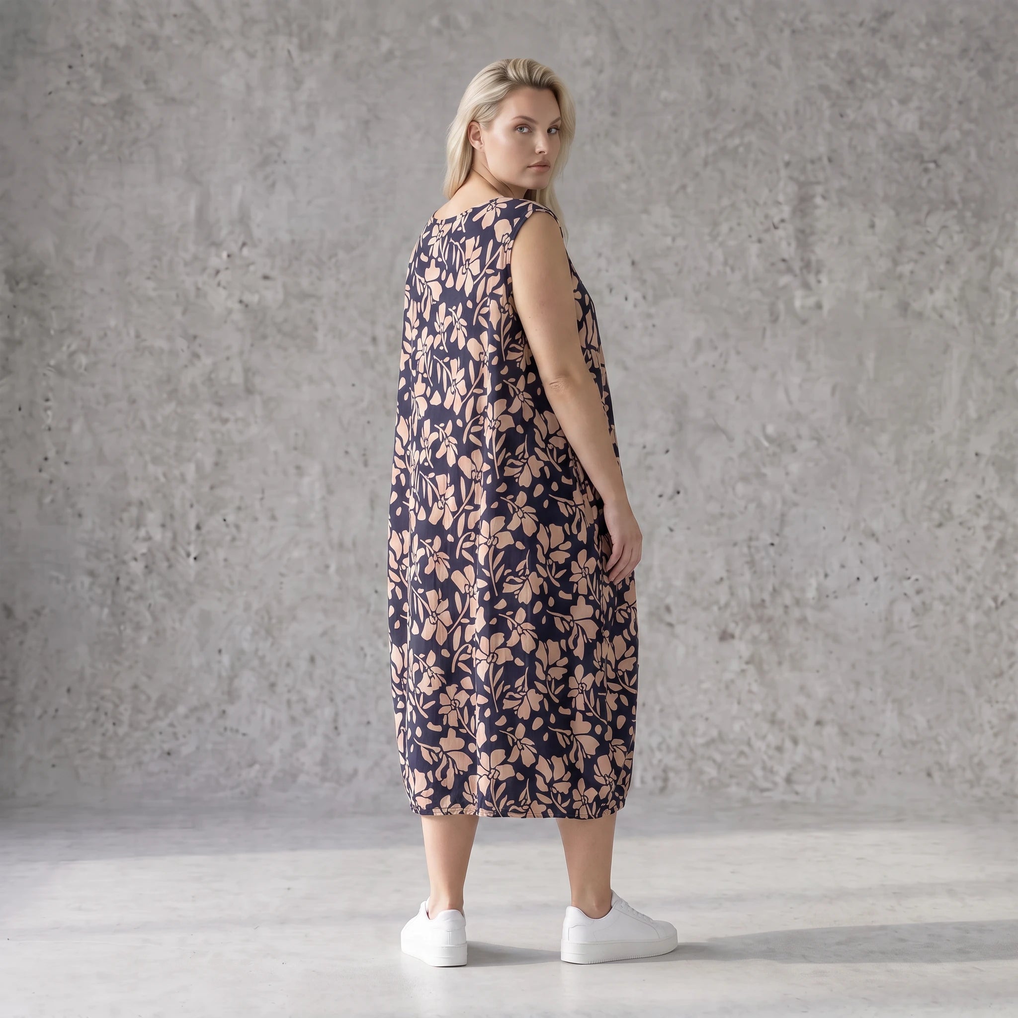 Damen Kleid Avantgarde Viskose Marine/Rose, Ballonschnitt, ärmellos, Flügeltaschen, Oversize große Größen – AKH Fashion