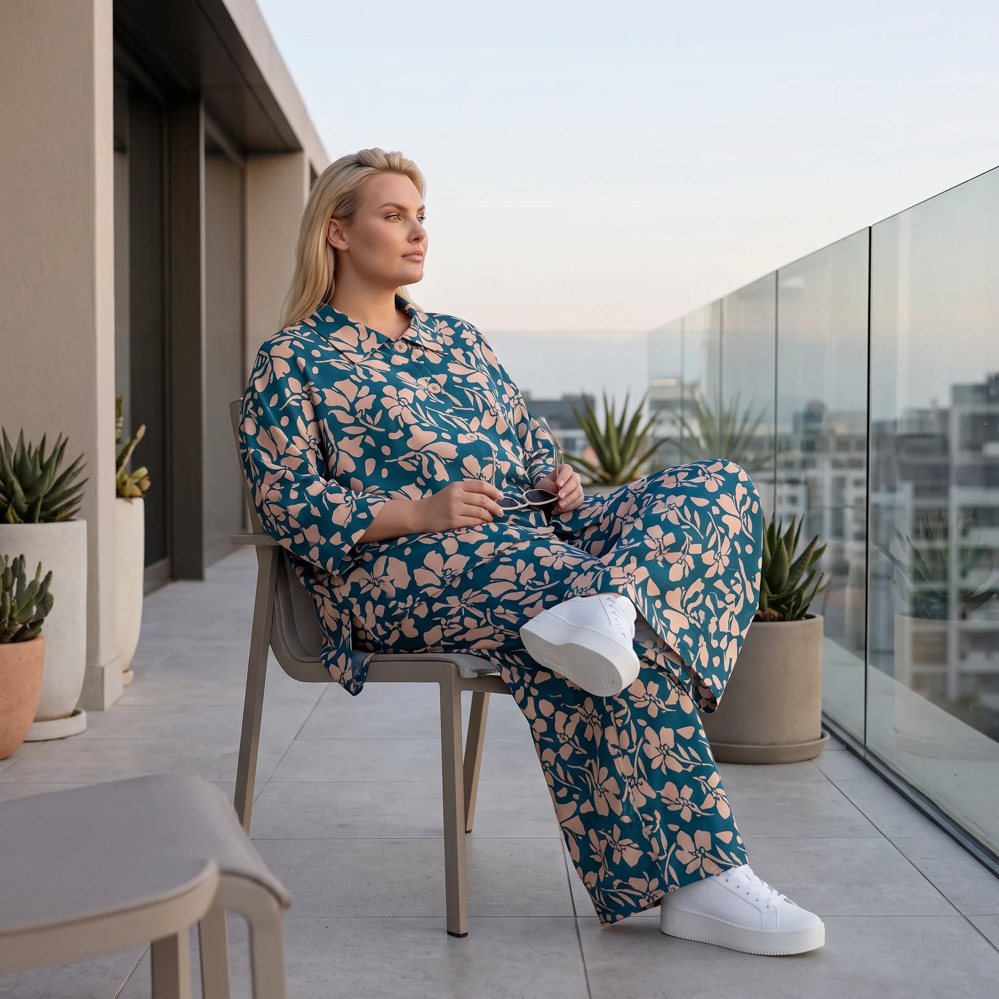 Damen Hose Avantgarde Viskose Petrol/Rose, Ballonschnitt, Elastikbund, Oversize große Größen – AKH Fashion