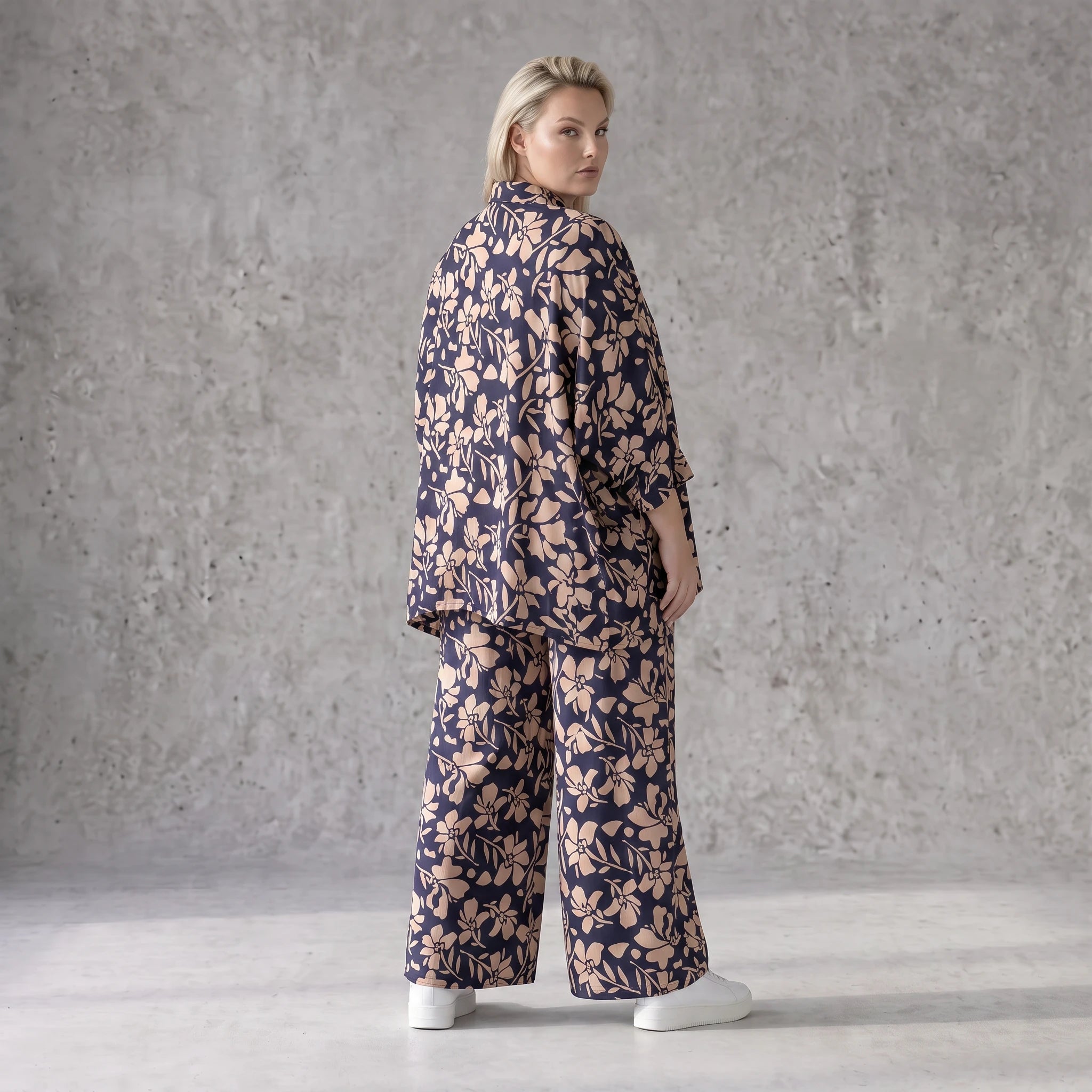 Damen Hose Avantgarde Viskose Marine/Rose, Ballonschnitt, Elastikbund, Oversize große Größen – AKH Fashion
