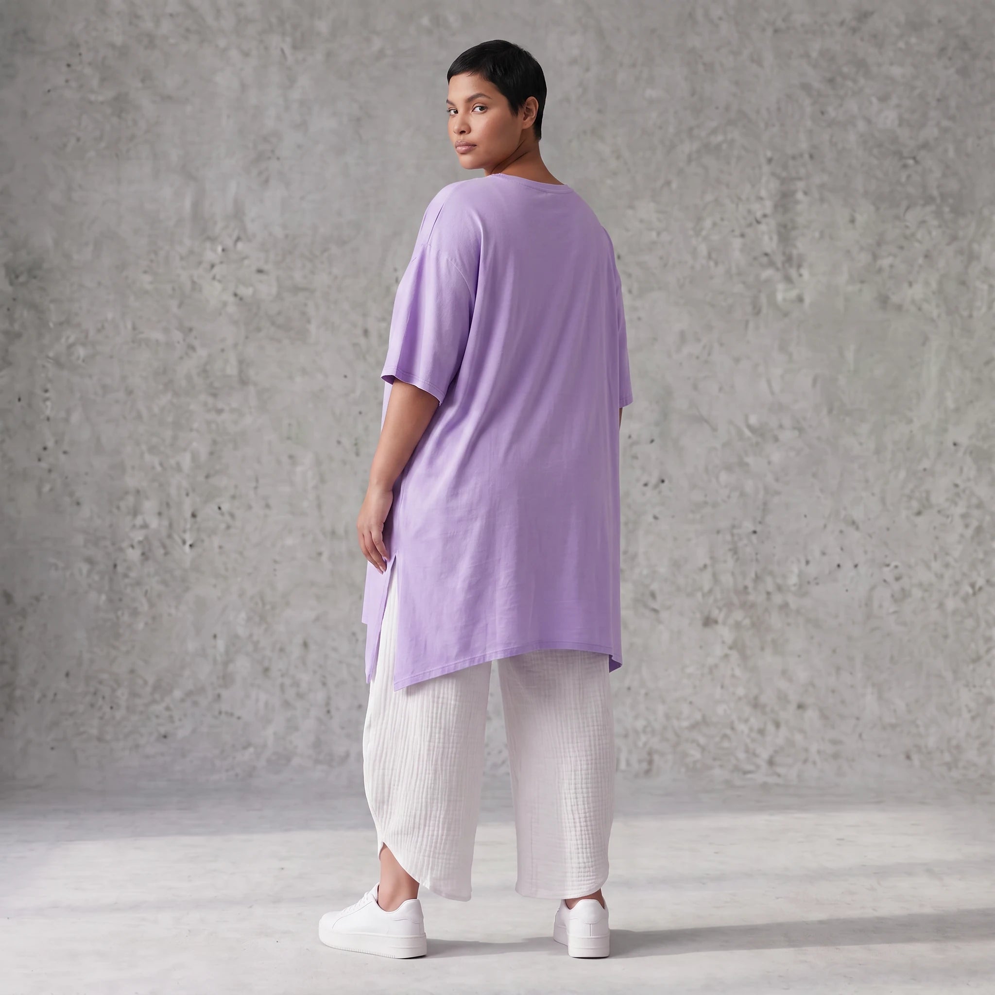 Damen Shirt Avantgarde Baumwolle Lila/Gold, A-Linie, Kurzarm, Schlitze, Oversize große Größen – Funky Diva