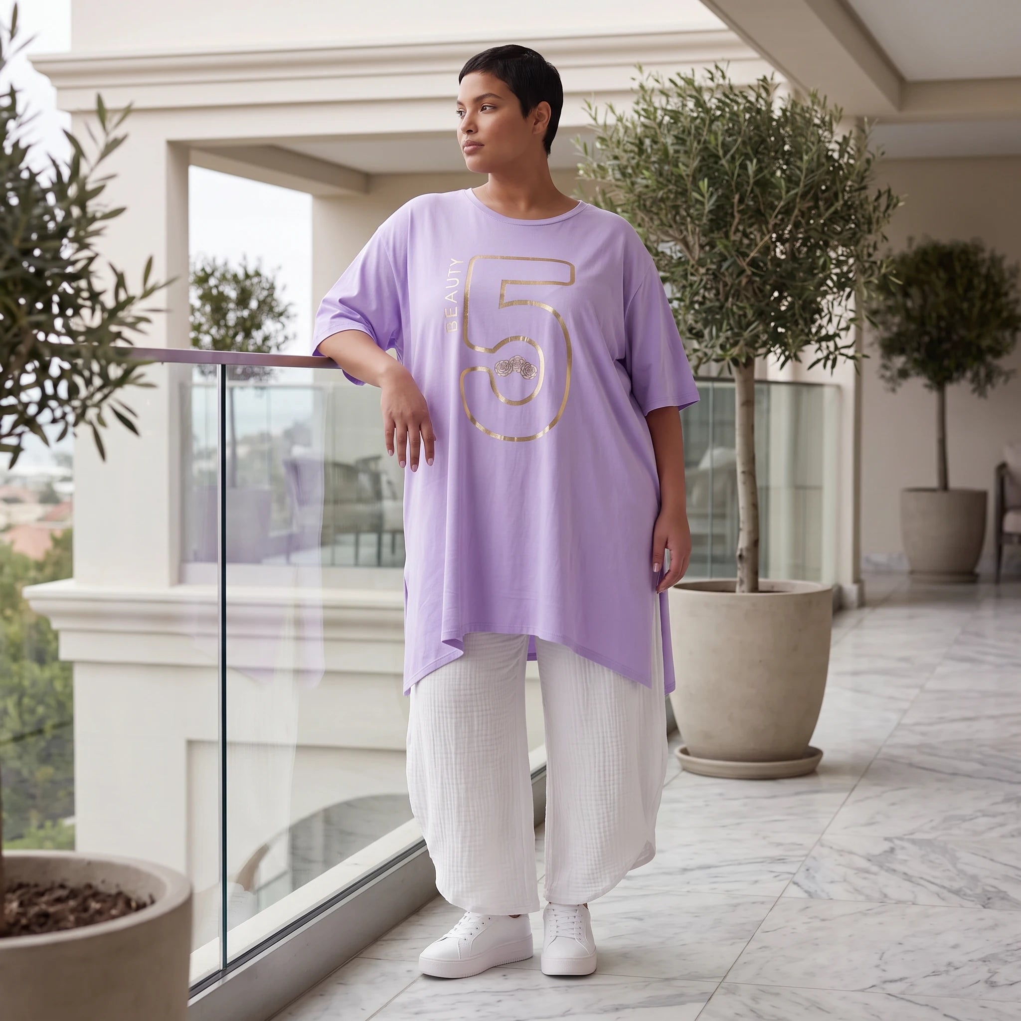 Damen Shirt Avantgarde Baumwolle Lila/Gold, A-Linie, Kurzarm, Schlitze, Oversize große Größen – Funky Diva