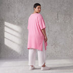Damen Shirt Avantgarde Baumwolle Rosa/Gold, A-Linie, Kurzarm, Schlitze, Oversize große Größen – Funky Diva
